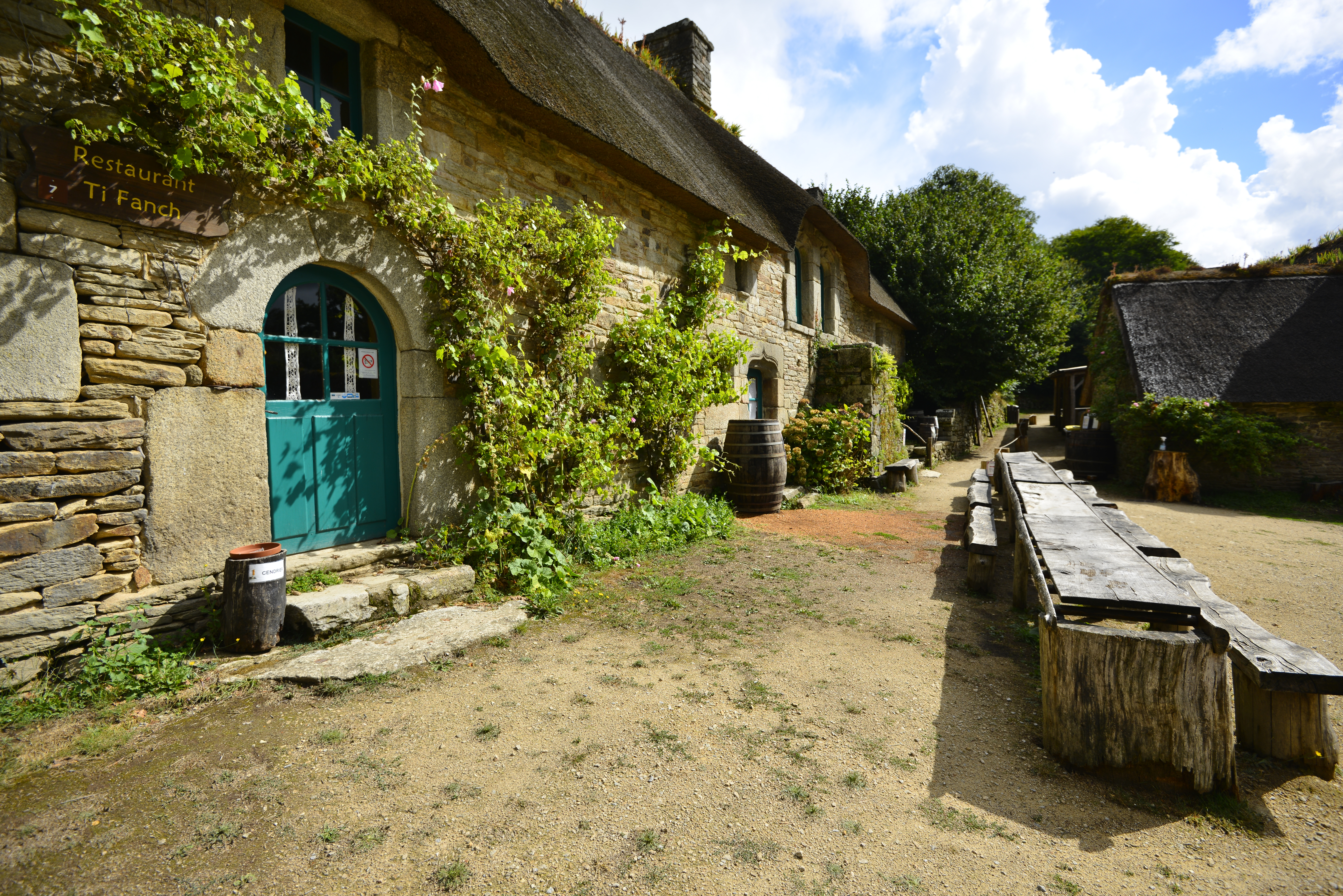 Chaumières du village de Poul Fétan à Quistinic (Morbihan) - ©Emmanuel Lemée - LBST